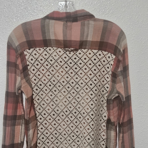 Free People plaid top with open knit back size small - Picture 10 of 14